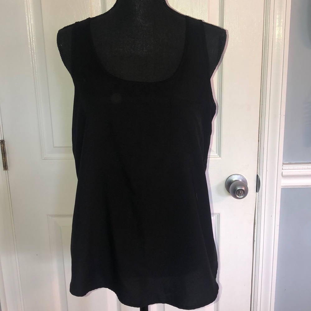 Lightweight sleeveless blouse